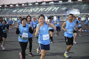 BIB: 51298, 528, 52398
                            <button type="button" onclick="openModal(10463793)" class="btn btn-primary btn-sm float-right btn-popup" data-toggle="modal" data-target=".modal-high-quality">
                        <i class="fas fa-shopping-cart"></i> Add to Cart
                    </button>
                                            <button type="button" onclick="isThisMe(10463793, true)" class="btn btn-success btn-sm float-right btn-popup btn-isme hidden" data-toggle="tooltip" data-placement="bottom" title="นี่คือรูปของคุณใช่ไหม คลิกที่นี่เพื่อเอาเข้าอัลบั้ม">
                        <i class="fas fa-plus"></i> Add to album
                    </button>
                    <button type="button" onclick="isThisMe(10463793, false)" class="btn btn-warning btn-sm float-right btn-popup btn-isnotme hidden">
                        <i class="fas fa-ban"></i> Remove from album
                    </button>